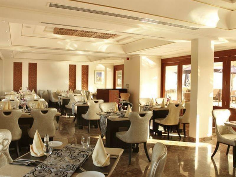 The Platinum Hotel Muscat Exterior photo